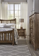 Picture of MAPLE SYRUP KING SLAT POSTER BED WITH SLAT POSTER FOOTBOARD